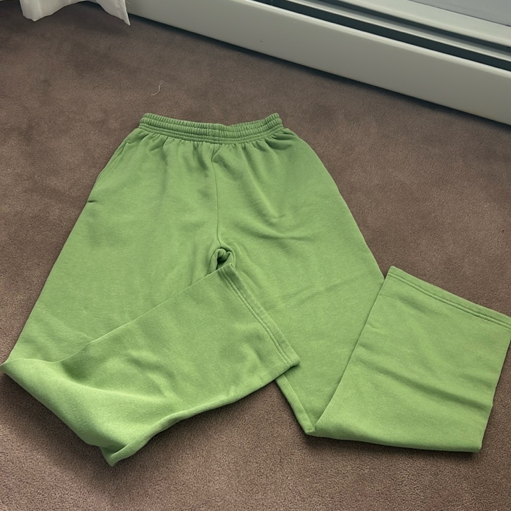 princess Polly matcha green straight leg sweatpants